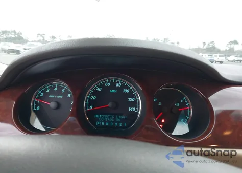 2008 Buick Lucerne Cxl z USA, uszkodzony, nr VIN 1G4HD57218U137718